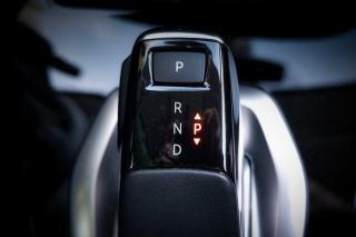 Boîte automatique qui glisse : causes, risques et réparation