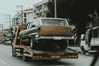 Remorquage voiture : méthodes, prix et règles à respecter
